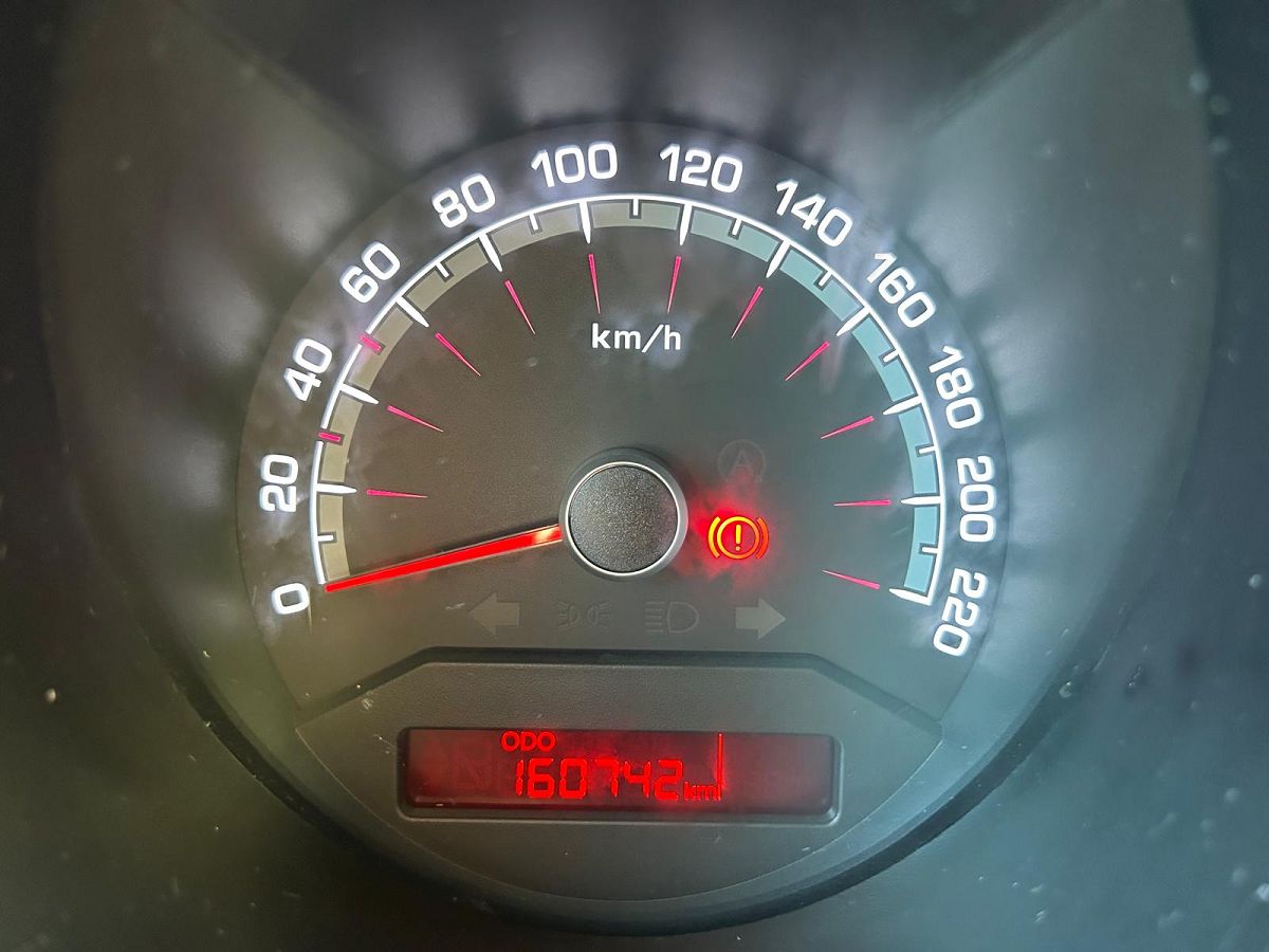 KIA VENGA COMFORT 1.6 CRDI SPANISH LHD IN SPAIN ONLY 100000 MILES SUPERB 2015